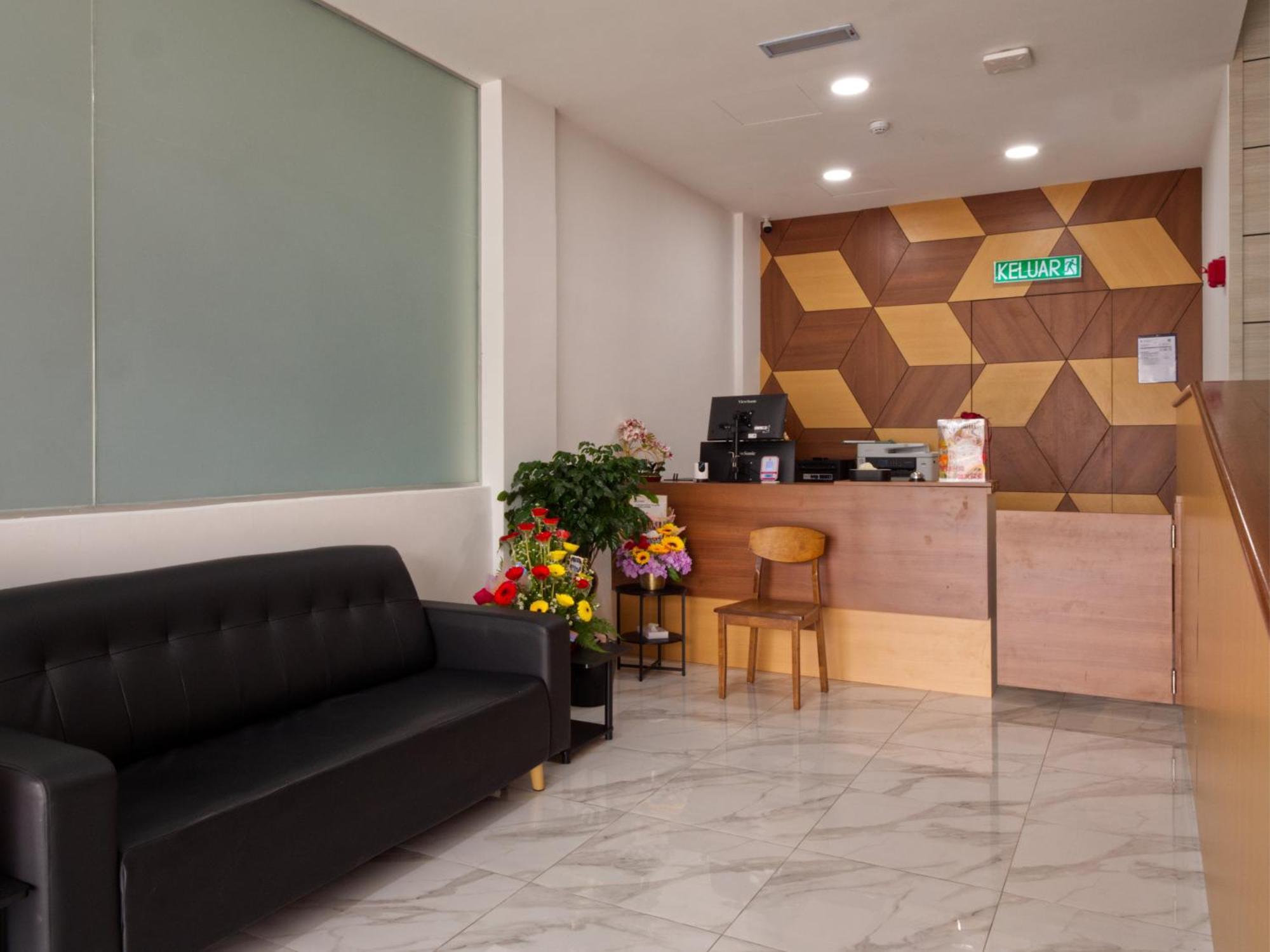 Weiss Hotels Kepong Baru Kampong Jawa Tengah Esterno foto