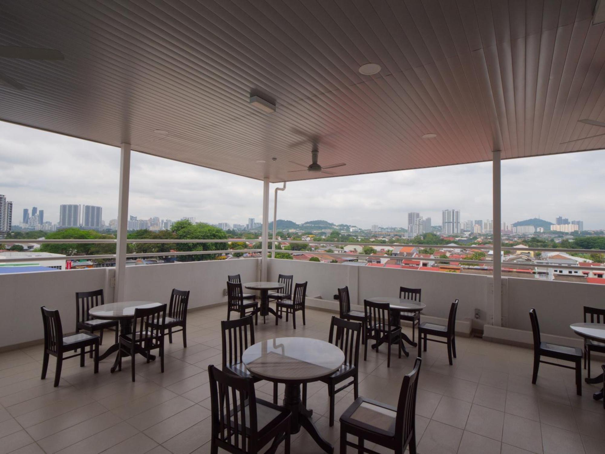 Weiss Hotels Kepong Baru Kampong Jawa Tengah Esterno foto