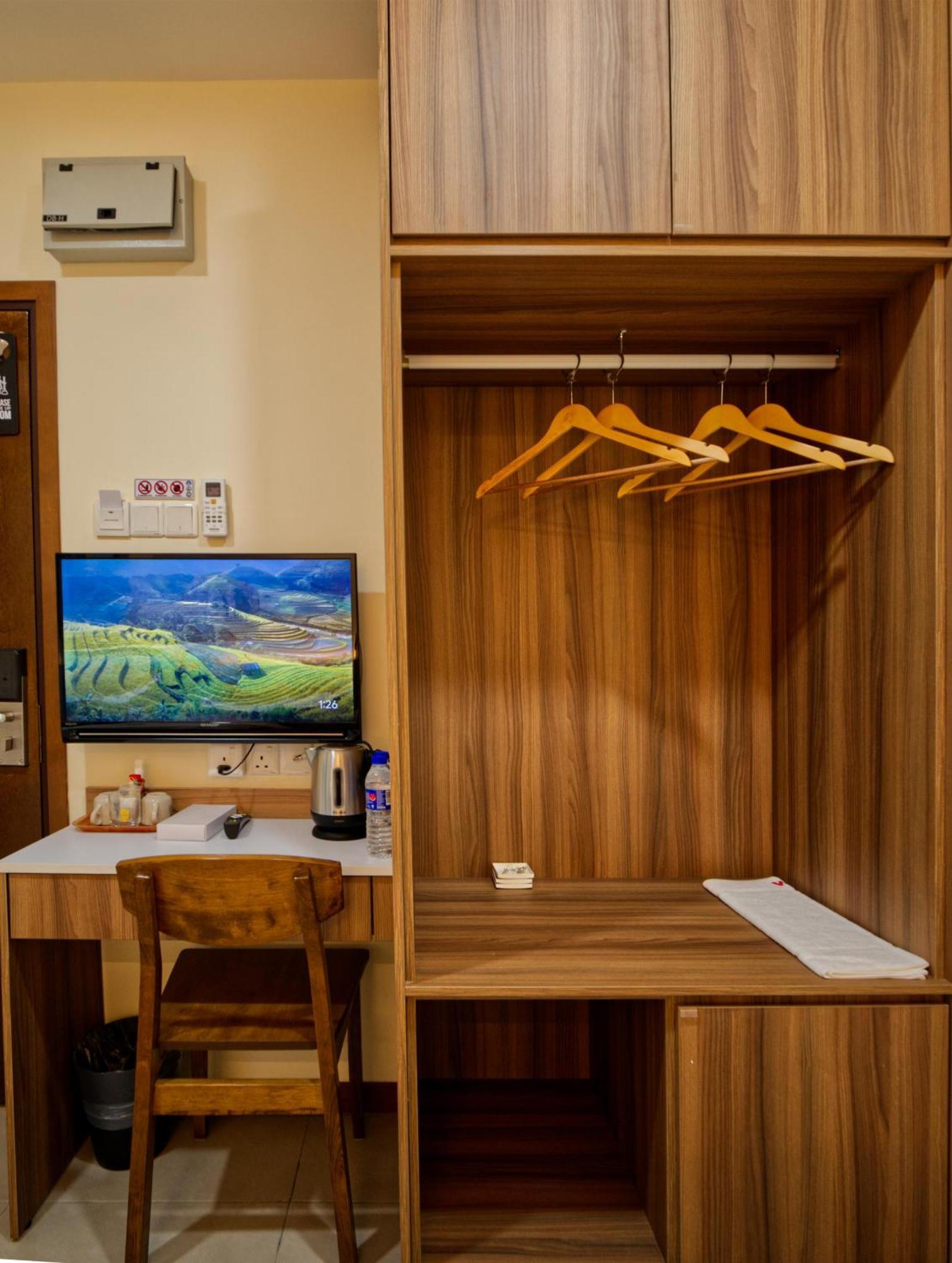 Weiss Hotels Kepong Baru Kampong Jawa Tengah Esterno foto