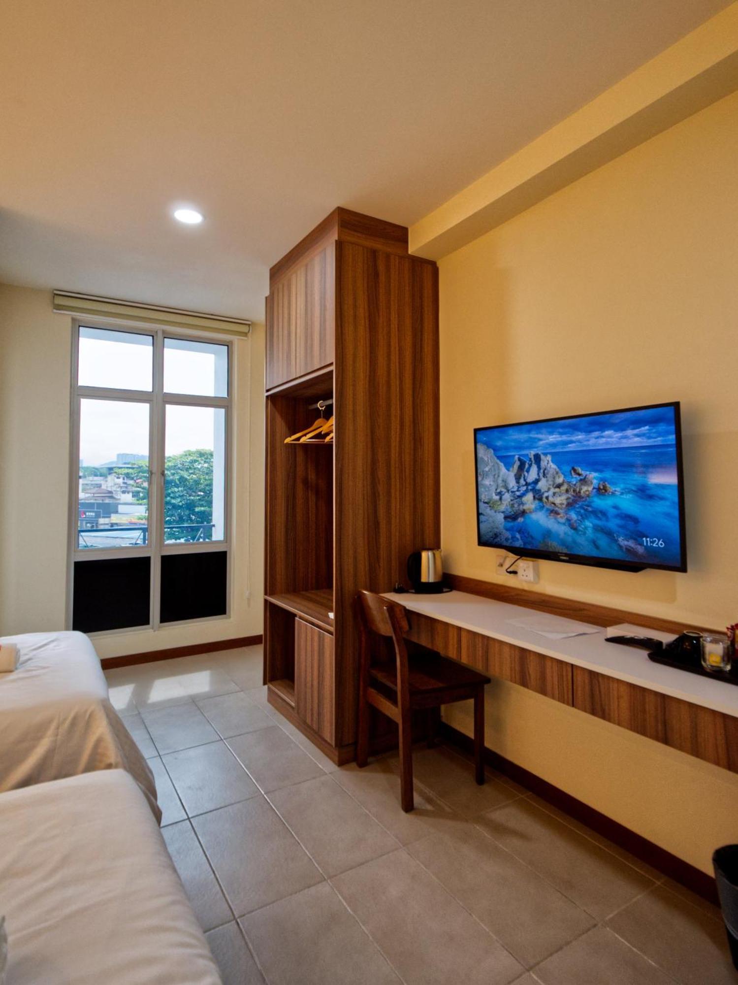 Weiss Hotels Kepong Baru Kampong Jawa Tengah Camera foto