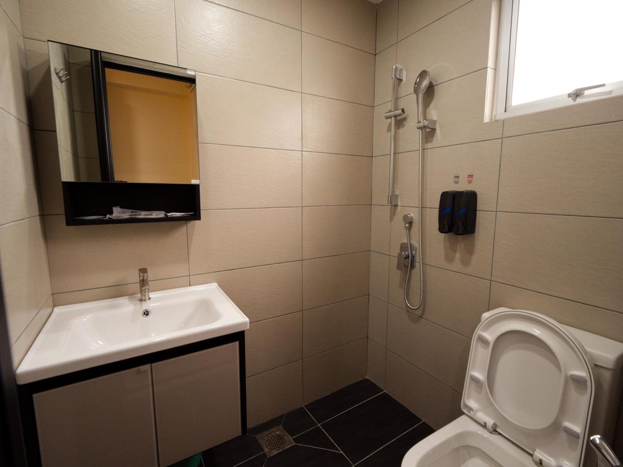 Weiss Hotels Kepong Baru Kampong Jawa Tengah Camera foto